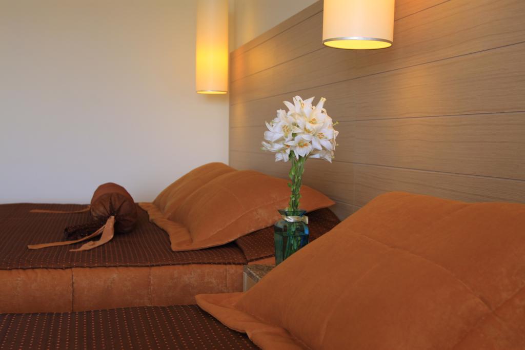 Sealight Resort Hotel Kusadası Quarto foto
