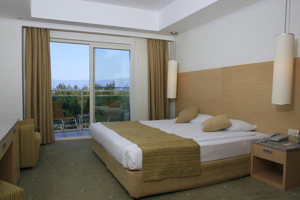 Sealight Resort Hotel Kusadası Quarto foto