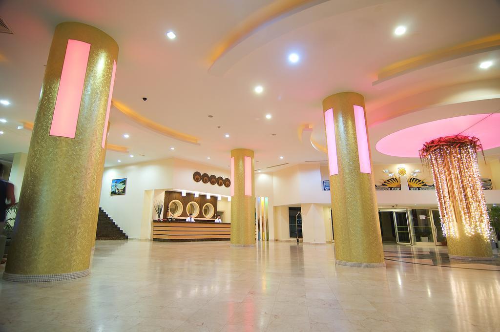 Sealight Resort Hotel Kusadası Exterior foto